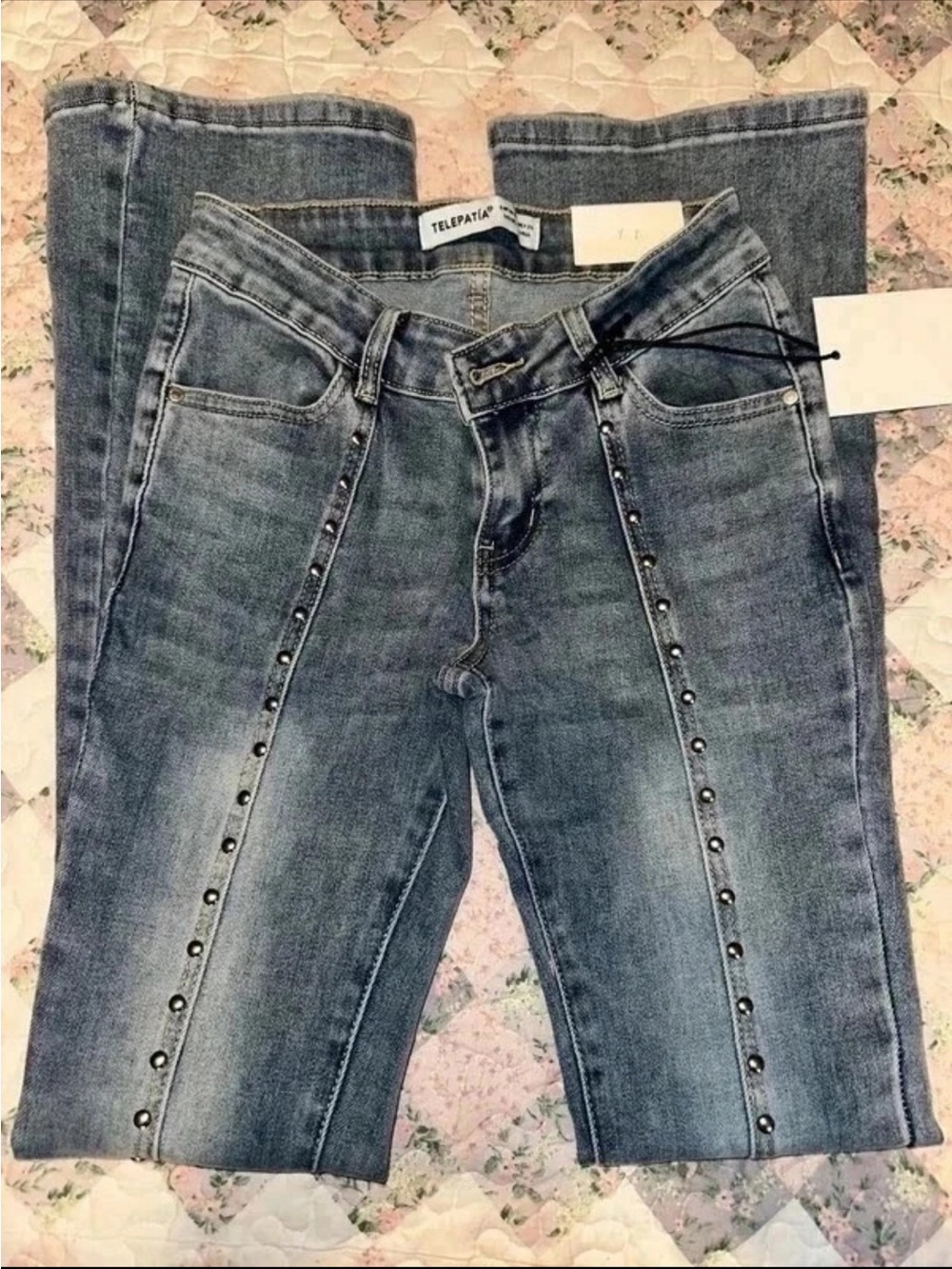 Telepatia Distressed Low Rise Studded Lightwash Flare Y2K Style 2000’s Jeans